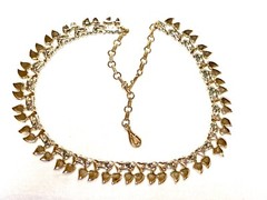 1950’s 60’s Coro delicate textured double leaf pattern adjustable