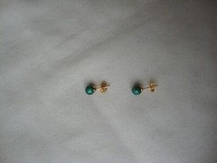 VTG 1970s HANDMADE 6MM MALACHITE BEAD/BALL YELLOW GOLD PLATED STUD EARRINGS