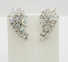 Cluster Climber AB Crystal Sparkly Elegance Silver Tone Vintage Clip on Earrings