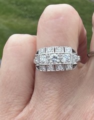 ESTATE 1950’s ANTIQUE PLATINUM SPARKLING DIAMOND VINTAGE RING