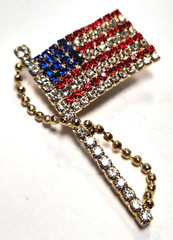 Vintage 70’s American Flag 4th of July Paved Rhinestones Patriotic Pin / Brooch