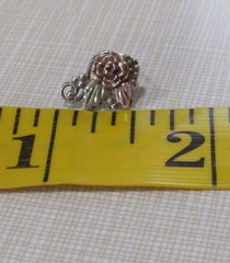 VTG Dainty Black Hills Gold and Sterling Silver Pierced Earrings 1.67g Rose Leaf