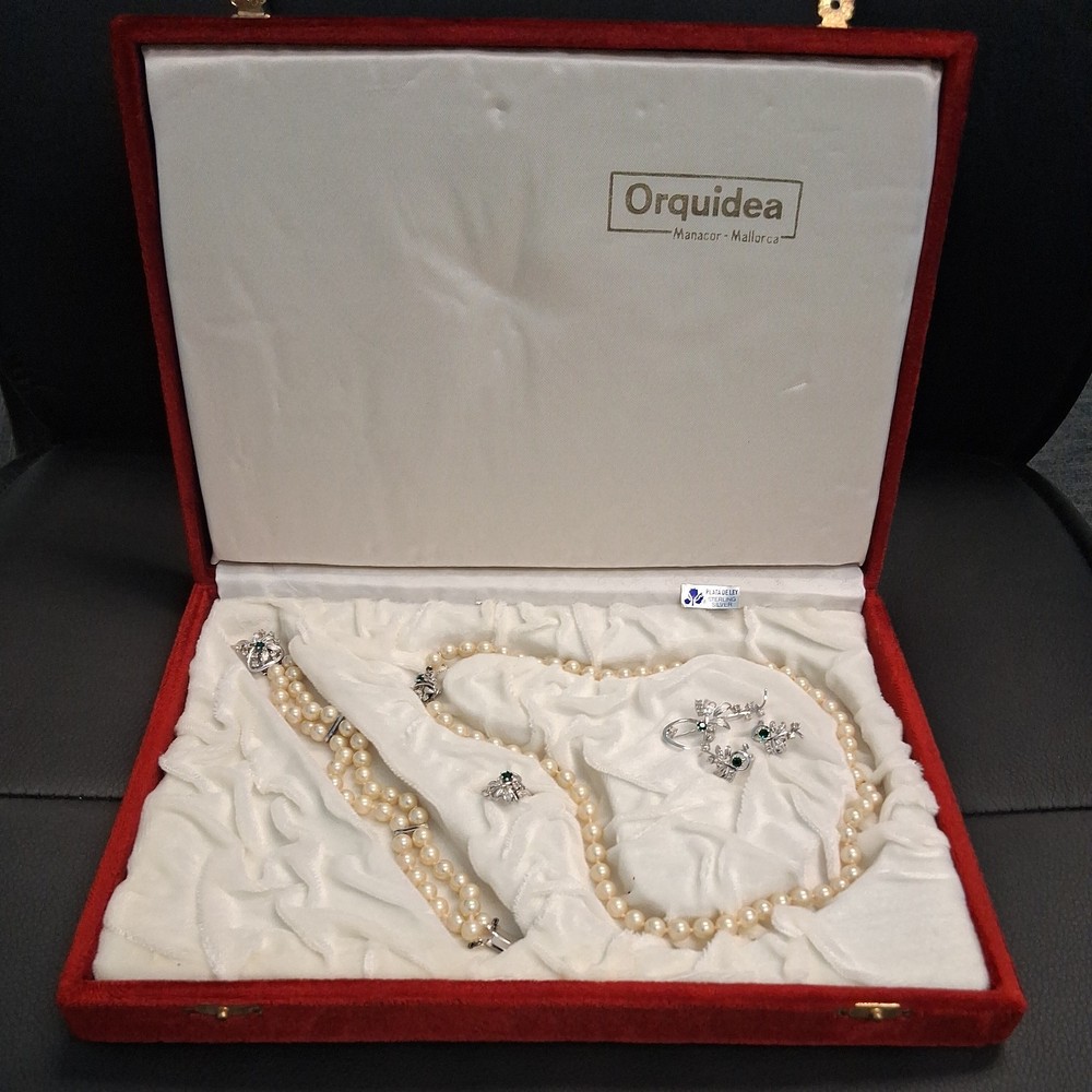 Vintage Orquidea Majorca man made Pearl & Sterling Silver Jewelry Set Velvet Box