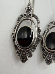 SILVER TONE BLACK STONE DANGLE DROP EARRINGS WOMENS HOOK FILIGREE STATEMENT