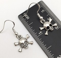 Silver Tone Costume Skull & Crossbones Hook Dangle Earrings #23