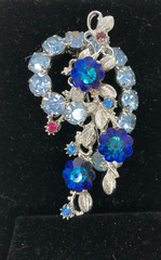 VTG Sky Blue Rhinestone & Aqua Rivoli Cluster Brooch Pin & Clip Earring Set MCM