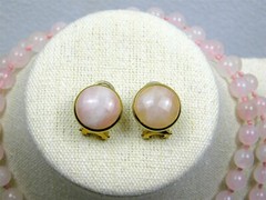 Vintage Hand Knotted Rose Quartz Gold 32″ Round Bead Necklace & Pierced Earrings