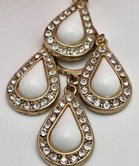 Vintage White Lucite Clear Crystal Teardrop Chandelier Earrings Gold Tone 2.5 In