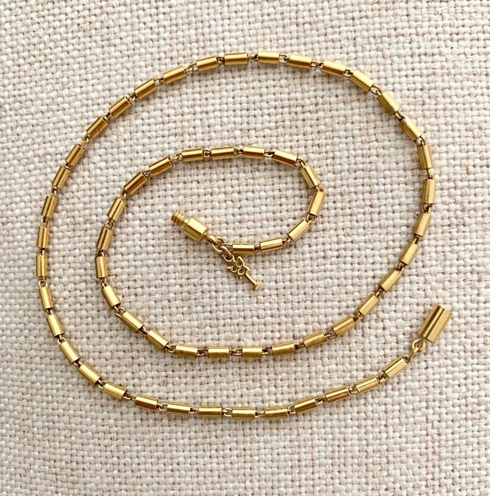 Vtg 1970s Crown Trafari Gold Tone Barrel Link Necklace 15.5” Screw Clasp *Estate