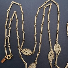 Vintage Monet Oval Filigree Station Bar Link Gold Tone Chain Necklace 57″ Long