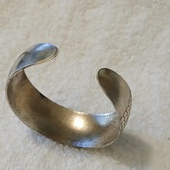 Vintage Silver Tone Hammered Cuff Bracelet Wide Adjustable Hexagon Pattern