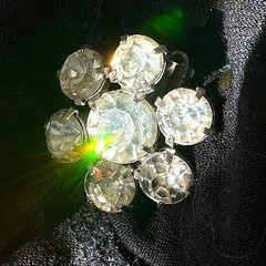 Daisy Weiss Sparkling Rhinestone Silver Vintage Flower Earrings Clip .75 in