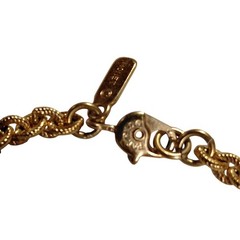 Monet gold tone pendant necklace