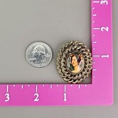 Vintage Cameo Brooch Pendant Lady Portrait Oval Gold Tone Textured Domed 1.5″