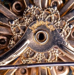 Judy Lee Starburst Brooch Pin Gold Tone 2.25″ Olive Green Rhinestone Vintage