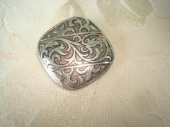 Vintage Silver Tone Scarf Ring Clip With Acanthus Leaf Design West Germany KJ