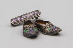 Antique 30s Portugal 800 Silver Green Blue Enamel Shoes Pin, Cannetille Brooch