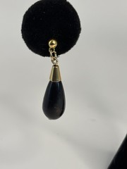 Vintage Victorian Gold Tone Black Teardrop Dangle Pierced Earrings