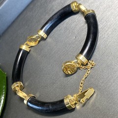 Vintage Jade Bracelet Estate Fine Jewelry Pre-Owned Black Pierced Shou 7″