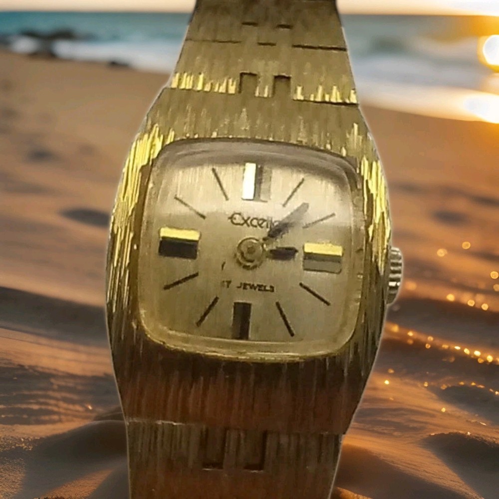 Vintage Woman’s Watch Excelle 17 Jewels Working Excellent condition Gold Tone