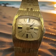 Vintage Woman’s Watch Excelle 17 Jewels Working Excellent condition Gold Tone
