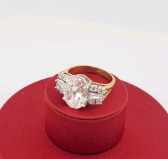 Vtg Sz 8.5 Ring Lg Oval Cubic Zirconia Rounds Baguette Fashion Jewelry Glam