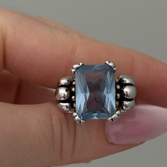 Vintage 18K White Gold Plated Blue Stone Two Tone Band Ring Size 9