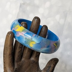 Blue Bangle Bracelet w Yellow Lavender and Silver Vintage Plastic Jewelry