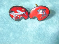 Vintage MCM Artisan Red Multi-Color Enamel On Copper Screw Back Earrings 1″L