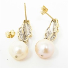 NYJEWEL 14k Yellow Gold 9.5mm Pearl 0.5ctw Diamond Stud Dangle Earrings