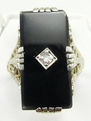 Vintage 18K White Gold Black Onyx Diamond Art Deco Ring Sz 4.25 .10 CTW SI1 J/K
