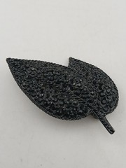 1960s double leaf pave black rhinestones japanned design brooch