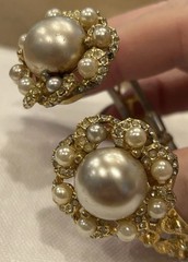Vintage Signed HOBE Gold Tone & Faux Pearl Rhinestone Hinged Clamp Bracelet Sz M