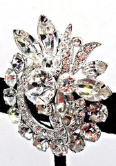 Vintage Signed Eisenberg Ice Rhodium-Plated Sparkling Rhinestone Floral Brooch