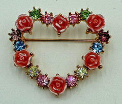 AVON JJJ Heart Shaped Floral Brooch Pink White Roses Multi Color Rhinestones