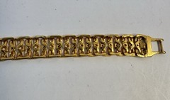 Napier Bracelet Herringbone Chain Gold Tone Fold Over Snap Clasp 7″