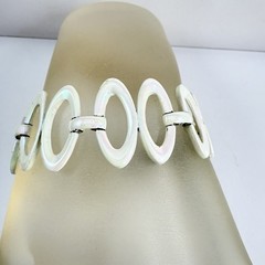 Vintage CELEBRITY Signed Opalescent Enameled Oval Link Bracelet 7”