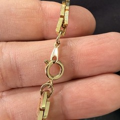 Vintage Gold Tone Box Link Chain Necklace