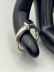 Sterling silver dark square stone vintage ring size 6.75