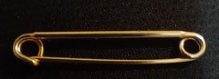 Vintage Signed SWANK Gold Tone Safety Pin Brooch Collar Lapel Kilt Pin 1.75″