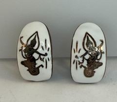 Vintage Siam Sterling Silver White Enamel Manimekhala Clip Earrings 1940s 1950s