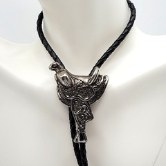 Horse Saddle Southwestern Western Cowboy Silver Tone Vintage Bolo Tie Necklace