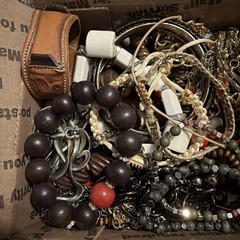 Vintage to Now Jewelry Lot All Wearable Necklaces & Bracelets No Broken. Box BN6