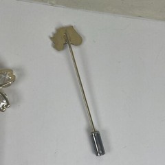 Lot of 13 Vintage Lot Pins Jewelry Novelty Assorted Colors Shapes Materials