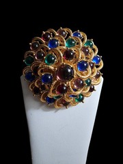 Vintage Monet Moghul Jewels Of India Glass Cabachon Huge Brooch 1961 2.25 in