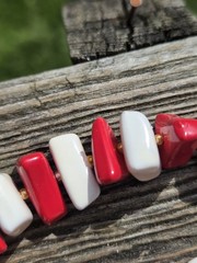 Vintage Hong Kong Plastic Faux Stone Beaded Necklace Coral Red White