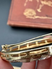 VTG 1950s-1960s CROWN TRIFARI Gold-tone Brooch Rhinestone Baguette 2 ½” Jewelry