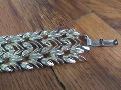Judy Lee Bracelet Gold Tone 7 Inches Leaf Design Vintage