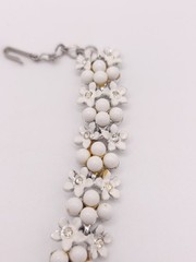 VTG Charel White Enamel Daisy Beaded Rhinestone Choker Necklace
