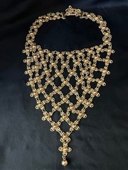 Vintage Flower Bib Necklace Ornate Adjustable Handkerchief Cascade Choker READ